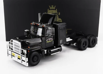 Camion Mack RL700L del 1974 nero a 1/18 di ROAD KINGS RK180171 - Immagine 1 di 4