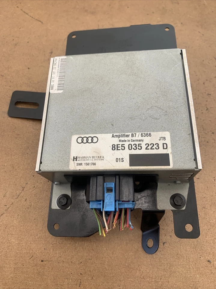 Amplificador estéreo rádio 2006-2008 Audi A4 Quattro/S4 Harman/Becker 8E5035223D  - Imagem 1 de 4