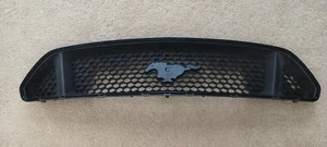 FORD MUSTANG Front Radiator Grille Assy 1927989 FR3B-8200-BG5YZ9 GENUINE - Picture 1 of 11