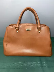 Cartera pequeña de cuero marrón Coach F34607 Margot Carryall - Imagen 1 de 15