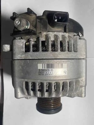 Alternador BMW 328i Xdrive 2016 usado OEM; modelo base; pieza de 170 amperios # 12317605478 Foto 1 de 4
