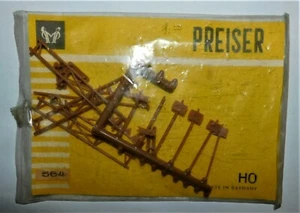 PREISER éch HO 564 . KIT PANNEAUX BARRIERES BANCS POUR DECOR HO EN ÉTAT NEUF - Picture 1 of 3