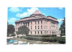 Clinton County Court House Wilmington OHIO ~ Dome Old Time Cars Divided Postcard - Picture 1 of 2