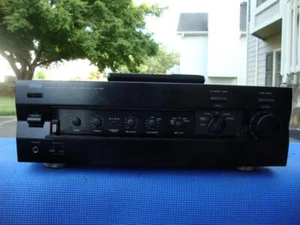 Impresionante amplificador estéreo de sonido natural Yamaha AX-592 con control remoto - ¡Probado!! - Imagen 1 de 13