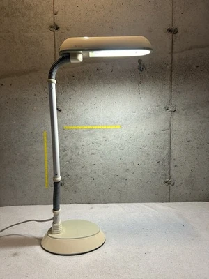 Lámpara de Escritorio OttLite PL7961 FlexArm Plus, 18W Doble Cuello Ajustable Blanco Foto 1 de 4