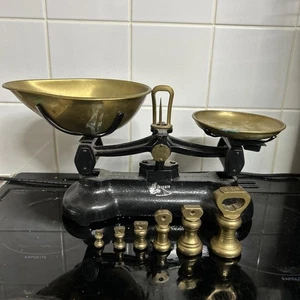 Set Vintage Waage Librasco schwarz Gusseisen & Messing Waage kompletter Satz Gewichte - Bild 1 von 12