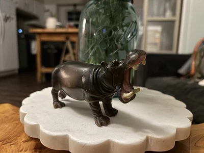 Terra por Battat HIPPO Hipopótamo Figura Juguete Safari Zoo Aventura Difícil de Encontrar De Colección Foto 1 de 4