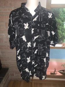 Super massives schwarzes Hemd Herren Allover Vogel Print Gr. L Kurzarm Knopf - Bild 1 von 4