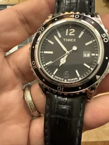 Timex T2M561 Diver Herrenuhr schwarzes Zifferblatt und Lünette Indiglolicht neue Batterie - Bild 1 von 16