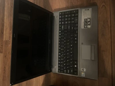 Portátil Acer Aspire 5810T - SIN PROBAR  Foto 1 de 4