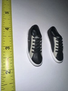 1/6 Scale Airwalk Sneakers Loafers Shoes Black And White - Picture 1 of 5