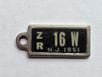 1951 New Jersey DAV Tag Keychain License Plate ZR 16 W - Image 1 of 2