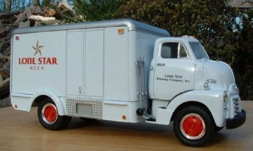 TEXAS LONE STAR BEER TRUCK- FIRST GEAR - Image 1 of 1