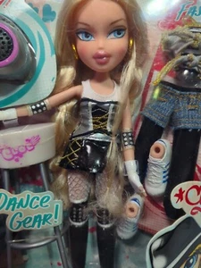 Bratz ~ Dance Crewz ~ Cloe ~ 386698 - Picture 1 of 7