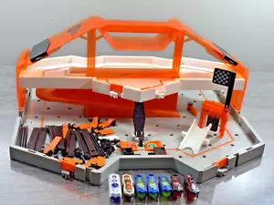 HEXBUG Nano Hive Habitat Playset Track Travel Storage Carry Case w/ 7 Bugs - Picture 1 of 14