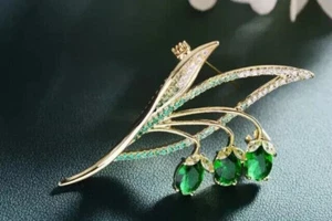 3 Ct Oval Cut Simulated Emerald 14K Yellow Gold Finish Flower Women Brooch Pin - Picture 1 of 7