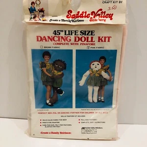 Vintage Saddle Valley Stitchery 45’ lebensgroße Tanzpuppe rosa Stoff - Bild 1 von 3
