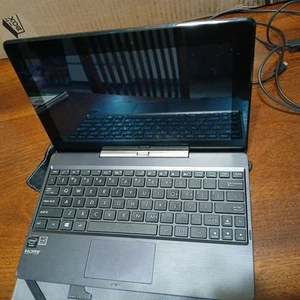 ASUS Transformer Book T100TA (Atom Z3740 @ 1.33GHz, 2GB RAM, 64GB SSD, Win 10) - Picture 1 of 15