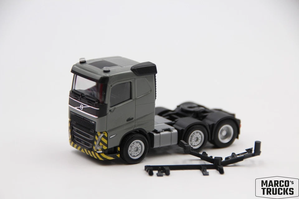 Herpa Volvo FH FD 2020 6x2 Tractor 3a gray/yellow from 316224 1:87 /HN2524-1 - Image 1 of 1
