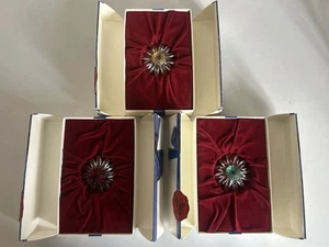 Cristal Swarovski: Lote-Marguerita Margarita-Verde (2001) Rojo (2000) Amarillo (1999) - Imagen 1 de 22