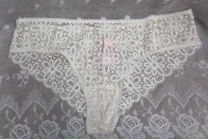 Vtg Women's VICTORIA'S SECRET Panties CHEEKY WHITE LACE 11117779 / L - Picture 1 of 5
