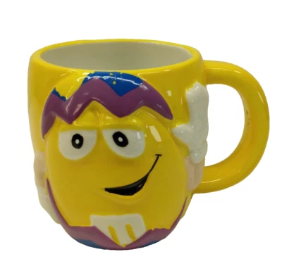 Taza de café amarilla M&M galería 3D púrpura huevo de Pascua taza coleccionable  Foto 1 de 4