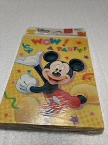 Mickey Mouse ¡GUAU! ¡UNA FIESTA! 8 Invitaciones Sello Infantil - Imagen 1 de 2