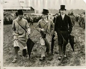 BRITISH ROYALTY & THREE PRINCES TOGETHER ON THE COURSE - ORIGINAL ca 1924 PHOTO - Picture 1 of 2