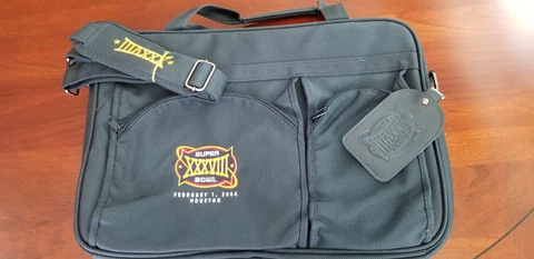 SUPER BOWL 38 NFL MEDIA PRESS LAPTOP BAG NEW IN PACKAGE MINT PATRIOTS PANTHERS Cover