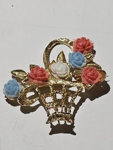 Vintage Basket Gold Tone Brooch Acrylics Sweet Roses Blue Pink White - Picture 1 of 5