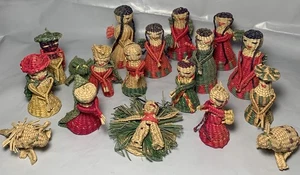 Vtg Handwoven Folk Art Raffia Nativity Scene 24 Pieces, Bells, Angels, Wise Men - Picture 1 of 13