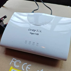 DrayTek Vigor130 ADSL/VDSL2 FTTC Ethernet Modem Router - Afbeelding 1 van 4