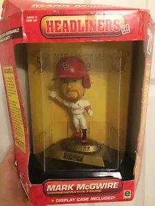 VTG 1998 Headliners XL Mark McGwire 70 Home Run Figure MLB - Picture 1 of 12