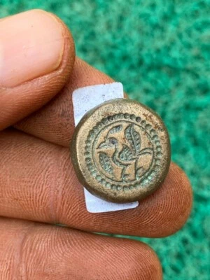 Ancient Rare Bronze Hand Carved Birds Figured Design Beautiful Jewelry Mold Die - Image 1 of 4