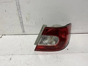 Holden Epica Right Tail Light EP 07/2008-12/2011 - Picture 1 of 8