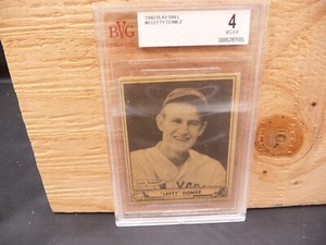 1940 Play Ball #6 Lefty Gomez, NY Yankee HOF Left hand pitcher, Beckett graded 4