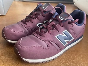 New Balance 373, Damen / Ladies Sneaker Burgunderrot mit blauem Besatz UK 4,5 - Bild 1 von 15