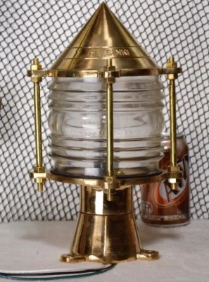 LUZ APILAMIENTO MUELLE NÁUTICO OSLO HELSINKI BRONCE Foto 1 de 4