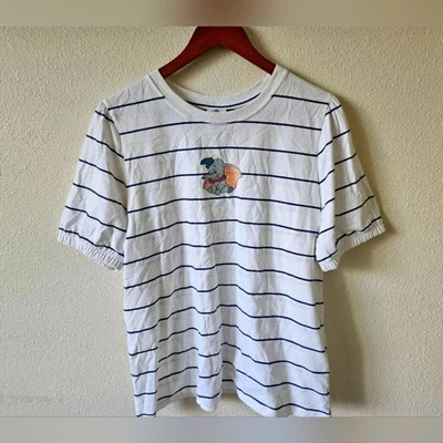 Disney Dumbo 女式甜条纹休闲三角衬衫,尺寸 L。 — 第 1/4 张图片