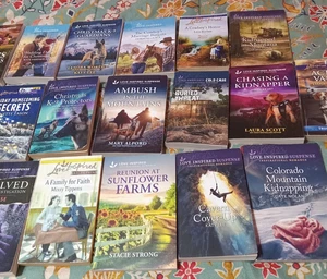 Love Inspired Suspense Romance &  some newer  LG PRINT Paperbac Books Lot of 25. - Bild 1 von 4