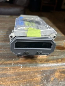 Honeywell DI851 DME Indicator 7513006-911 - Picture 1 of 7