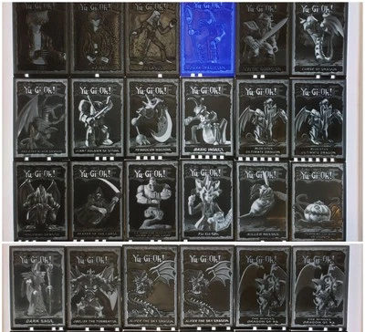 Lote de 35 tarjetas mini holográficas Yugioh Mattel Foto 1 de 2