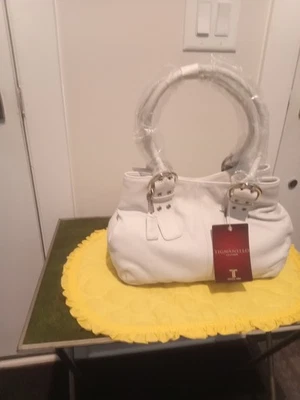 Handbag,Tignanello,white, 9"Hx13"L5"W, leather handbag, 5 compartments. - Image 1 of 2