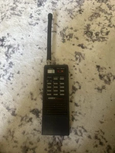 030925 Uniden Bearcat BC 55XLT Handheld 10 Channel Scanner TESTED  - Afbeelding 1 van 6