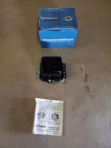 Vintage VR-103X Blue Streak Regulator for Alternators 1963-1970 GM 12 volt Chevy - Picture 1 of 7