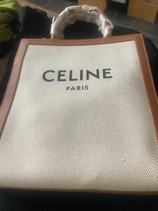 Bolso de Mano CELINE Pequeño Vertical, Natural/Tostado Nuevo con Etiquetas - Imagen 1 de 9
