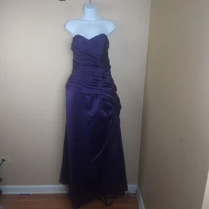 Mori Lee Strapless Sweetheart Neck Gathered Formal Dress in Purple Size 24 - Picture 1 of 11