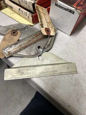 1956 FORD PADDED DASH ASH TRAY SHIELD NOS NEW FAIRLANE CRESTLINE CONVERTIBLE USA - Image 1 of 3