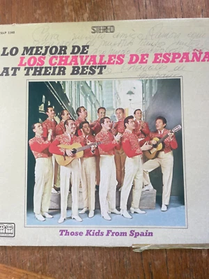 Lo Mejor De Los Chavales De Espana At Their Best LP Singed by the Band 1968 - Image 1 of 4