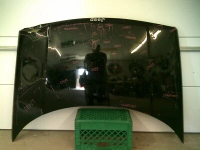 2007,2008,2009,2010,2011,2012,2013,2014,2015,2016,2017 Jeep Patriot Hood OEM  Foto 1 de 4